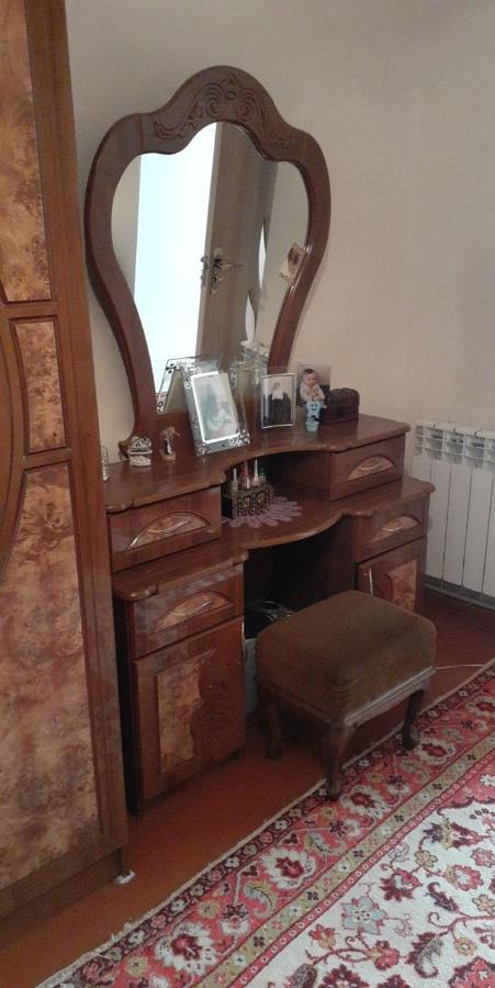 Guest House OTILIA Gyumri Extérieur photo
